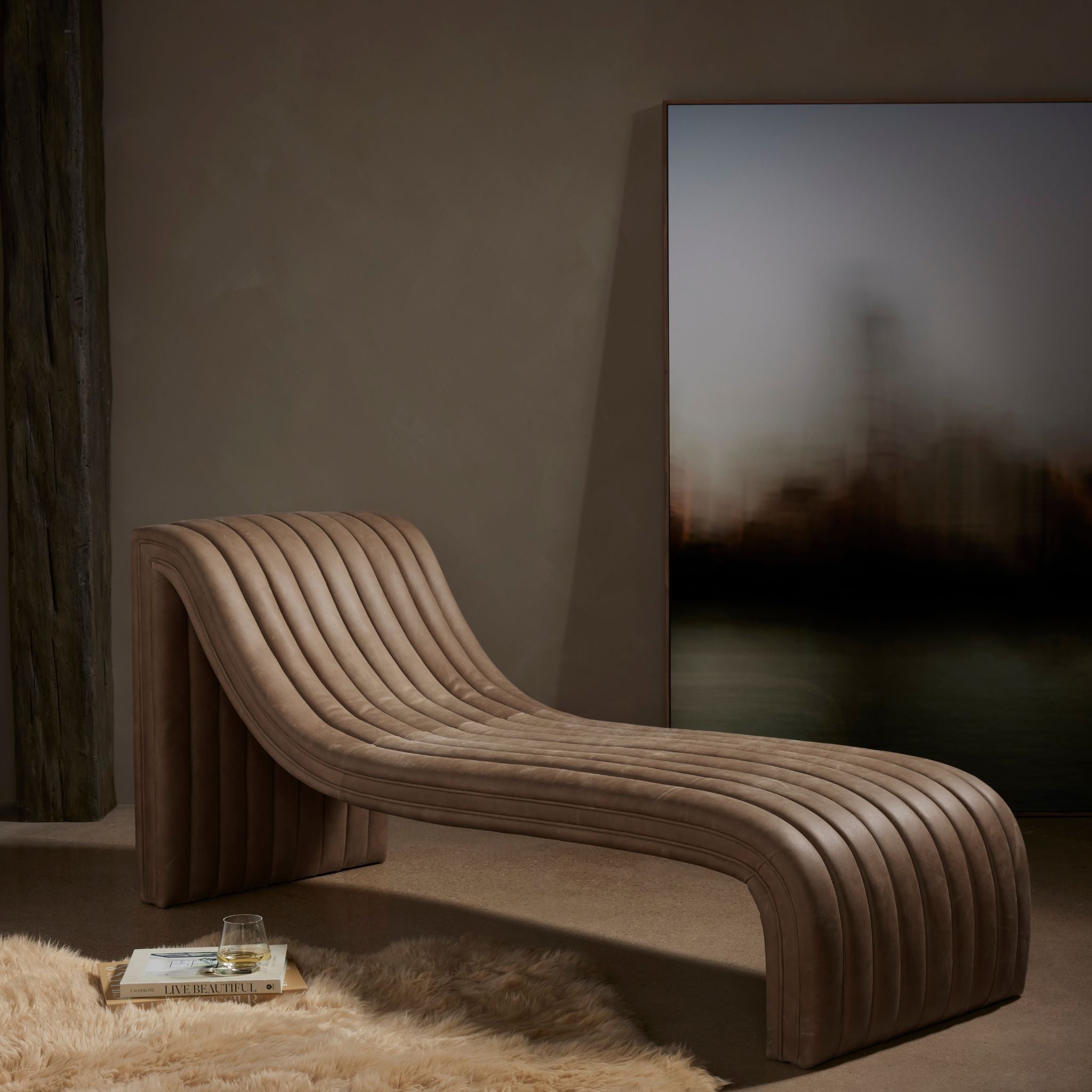 AUGUSTINE CHAISE LOUNGE
