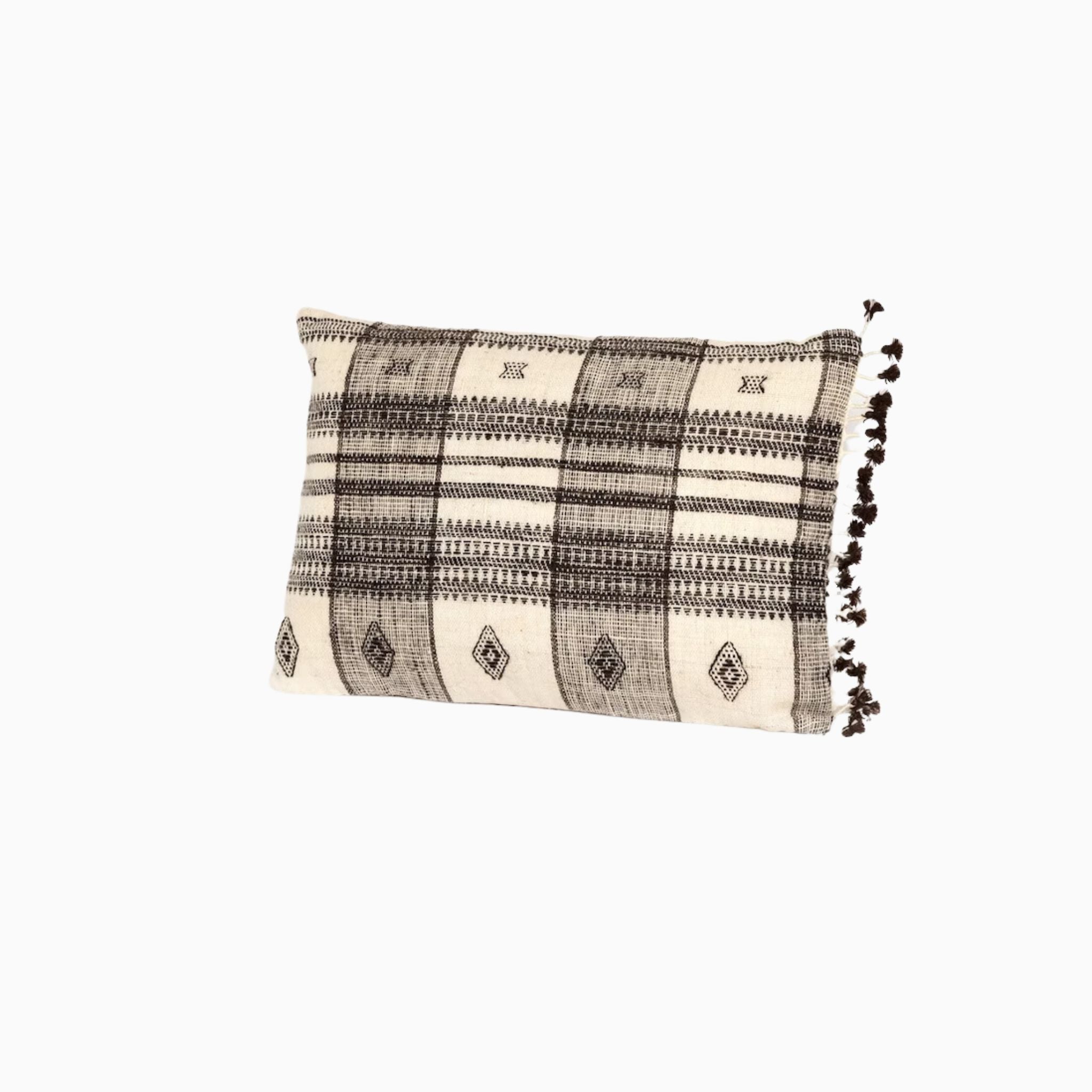 BHUJODI PILLOW -   CREAM & BROWN 16X24