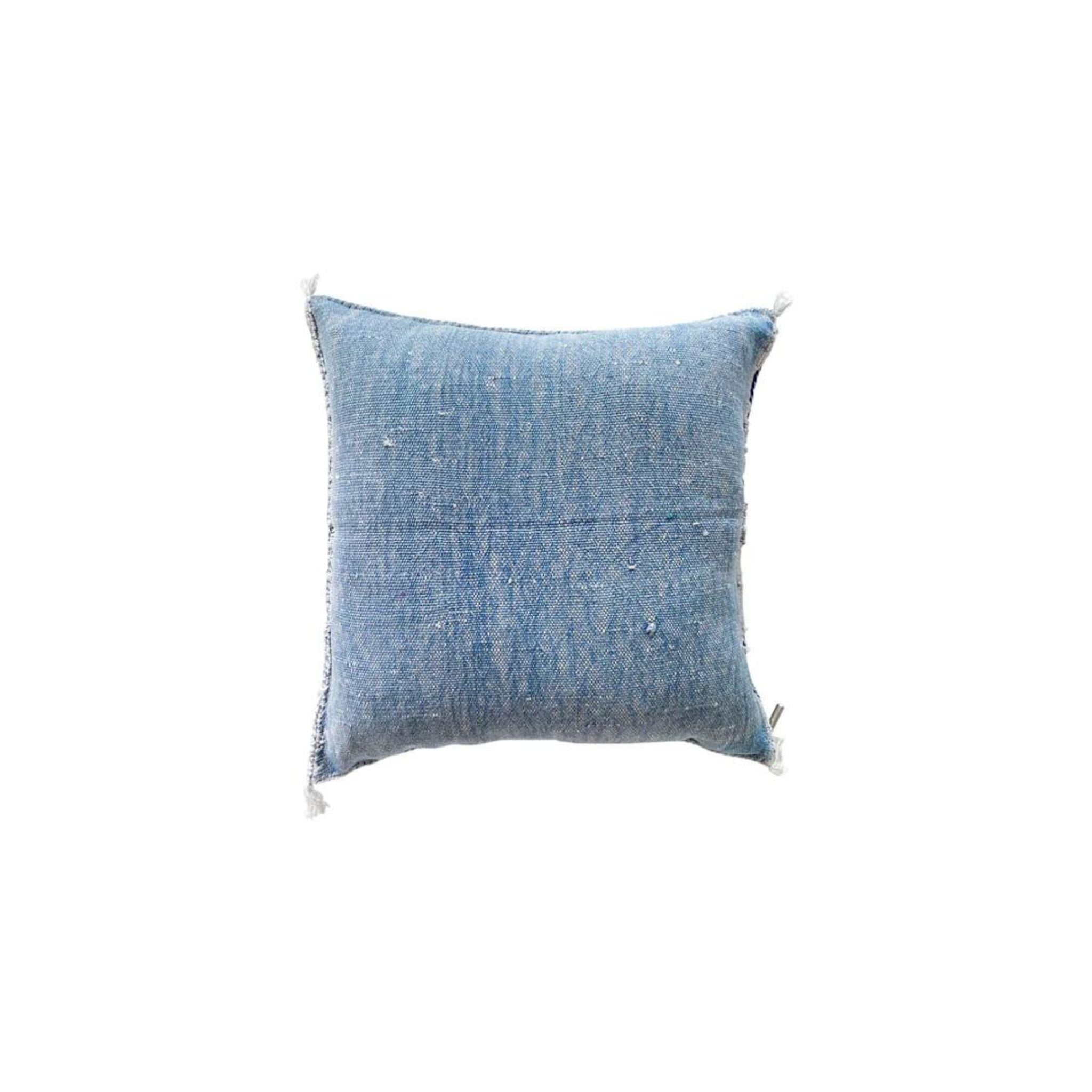 LEAH THROW PILLOW - Simply Elevated Home Furnishings 