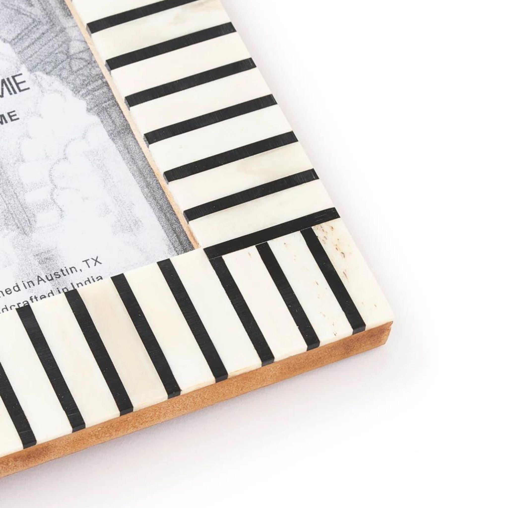 NAYSHA STRIPES BONE PICTURE FRAME - BLACK AND WHITE